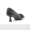 Scarpin Salto Médio Fino Couro Maxi Laço Fargo