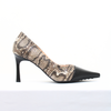 Scarpin Salto Alto Fino Bico Alongado Bicolor Snake Fargo
