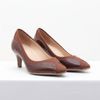 Scarpin Salto Medio Fino Bico Fino Recortes Chocolate Fargo