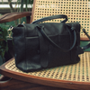 Bolsa Lateral Couro Pingente Triangular Fargo