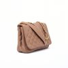 Bolsa Flap Matelassê Couro Amêndoa Fargo