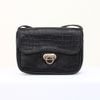 Bolsa de Ombro Flap Couro Croco Preto Fargo