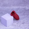 Vibrador e estimulador de clitóris 2 em 1 Enjoy Love Kiss Me - Vermelho