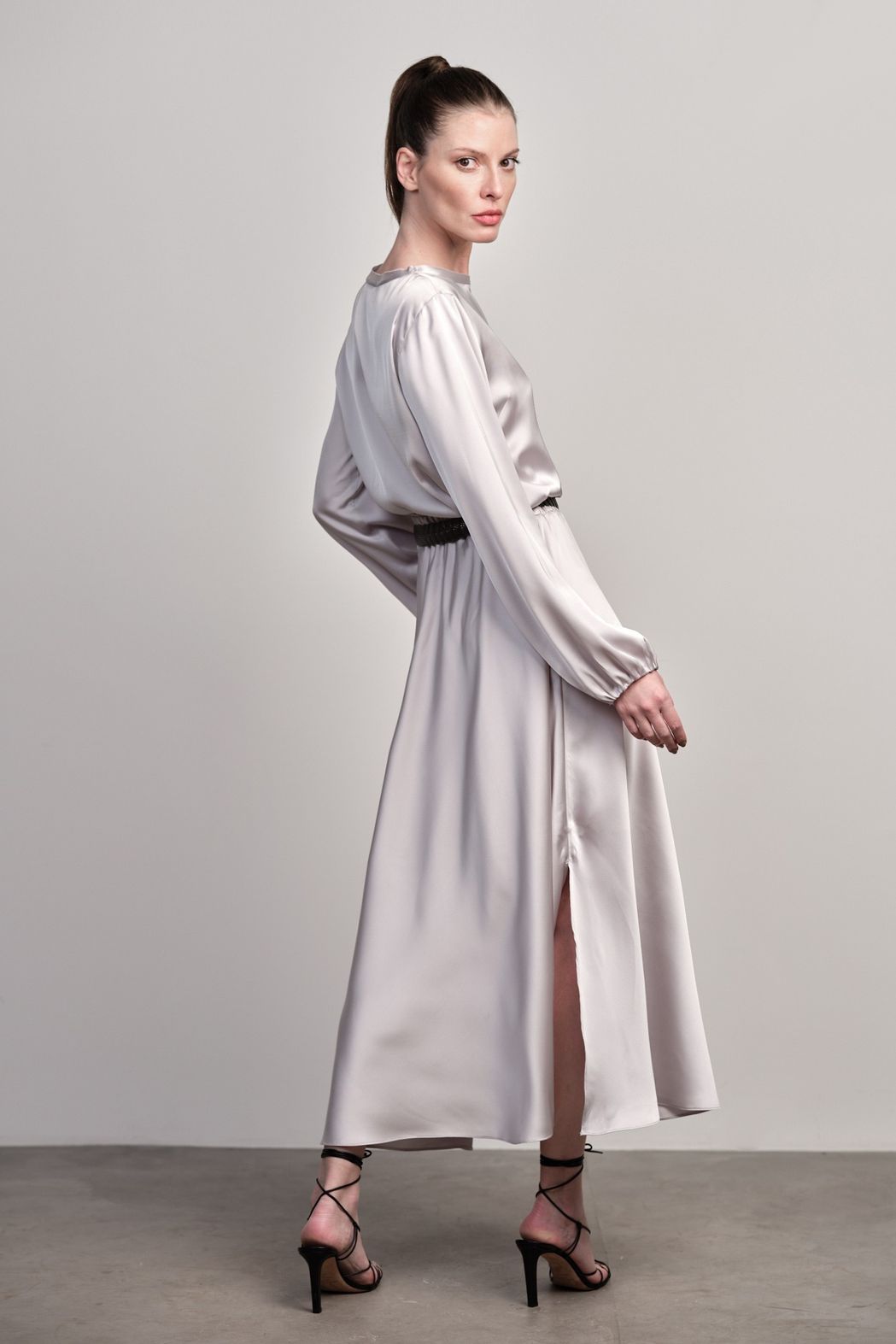 Blusa Cetim Prata Iara 