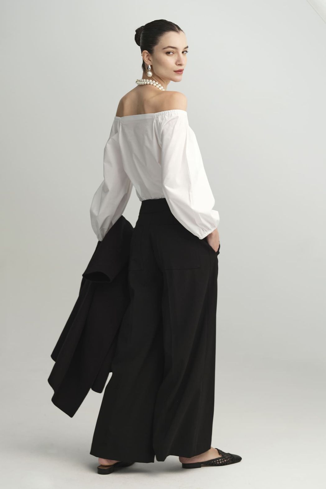 Calça Ampla Crepe  Preta Betina CB 