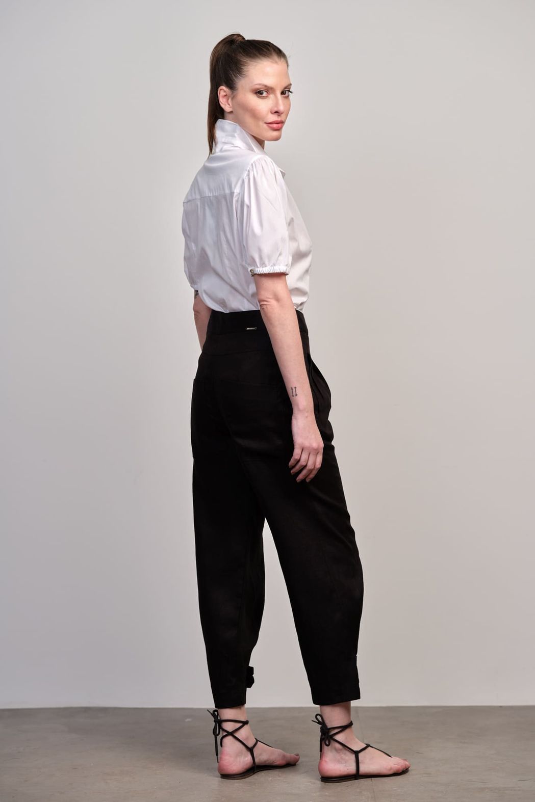 Calça Linho Preto Ivy