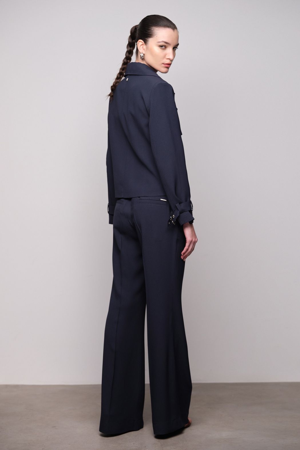 Calça Pantalona Crepe Patou Marinho Vivian 