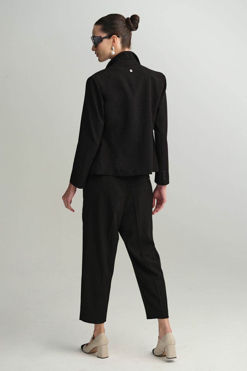Blazer Crepe Preto Vivian CB 