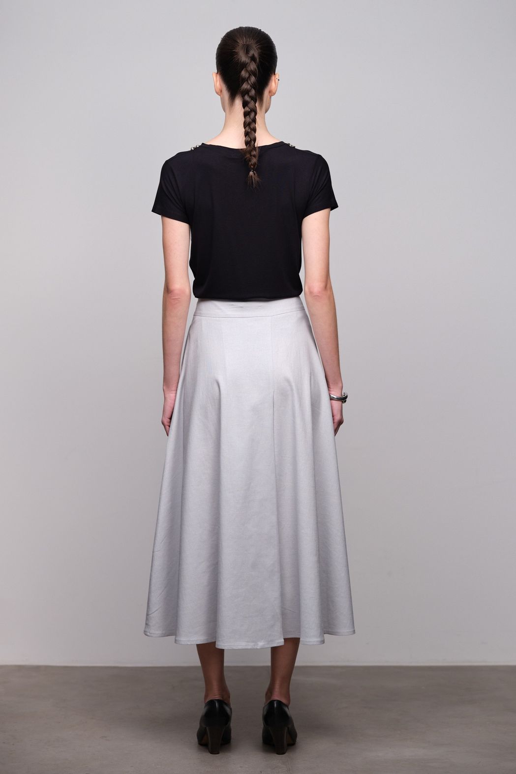 T-shirt Perola Decote Paula Preto