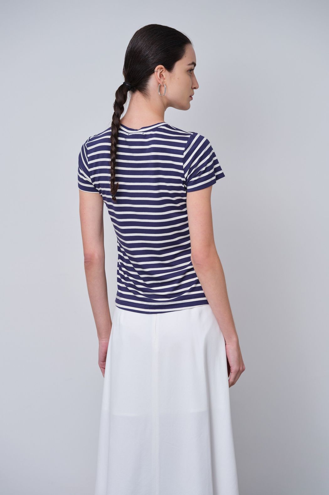 Blusa Listrada Marinho e Off Adele