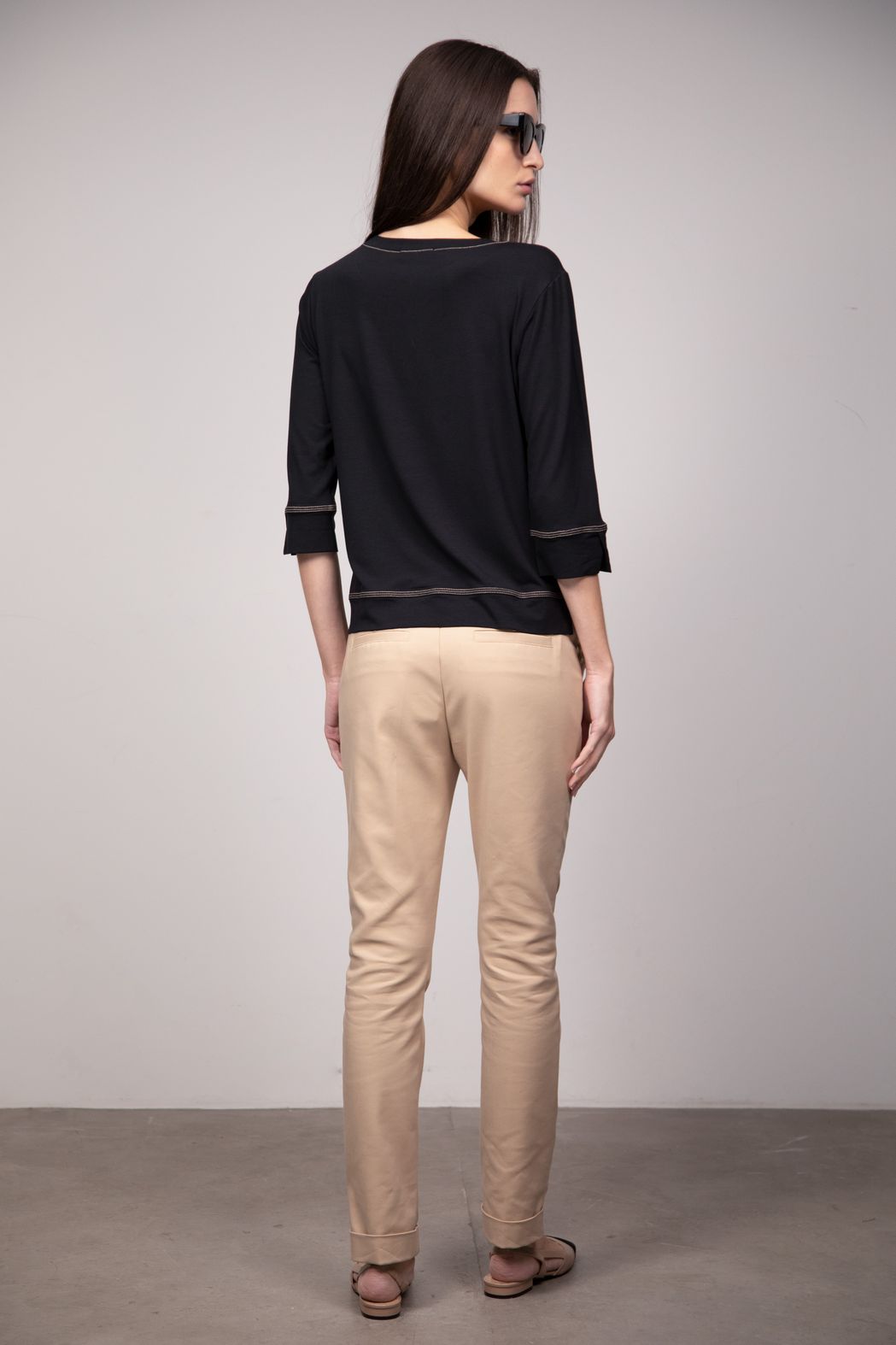 Blusa de Malha em Viscolycra   Pesponto Preta Marta