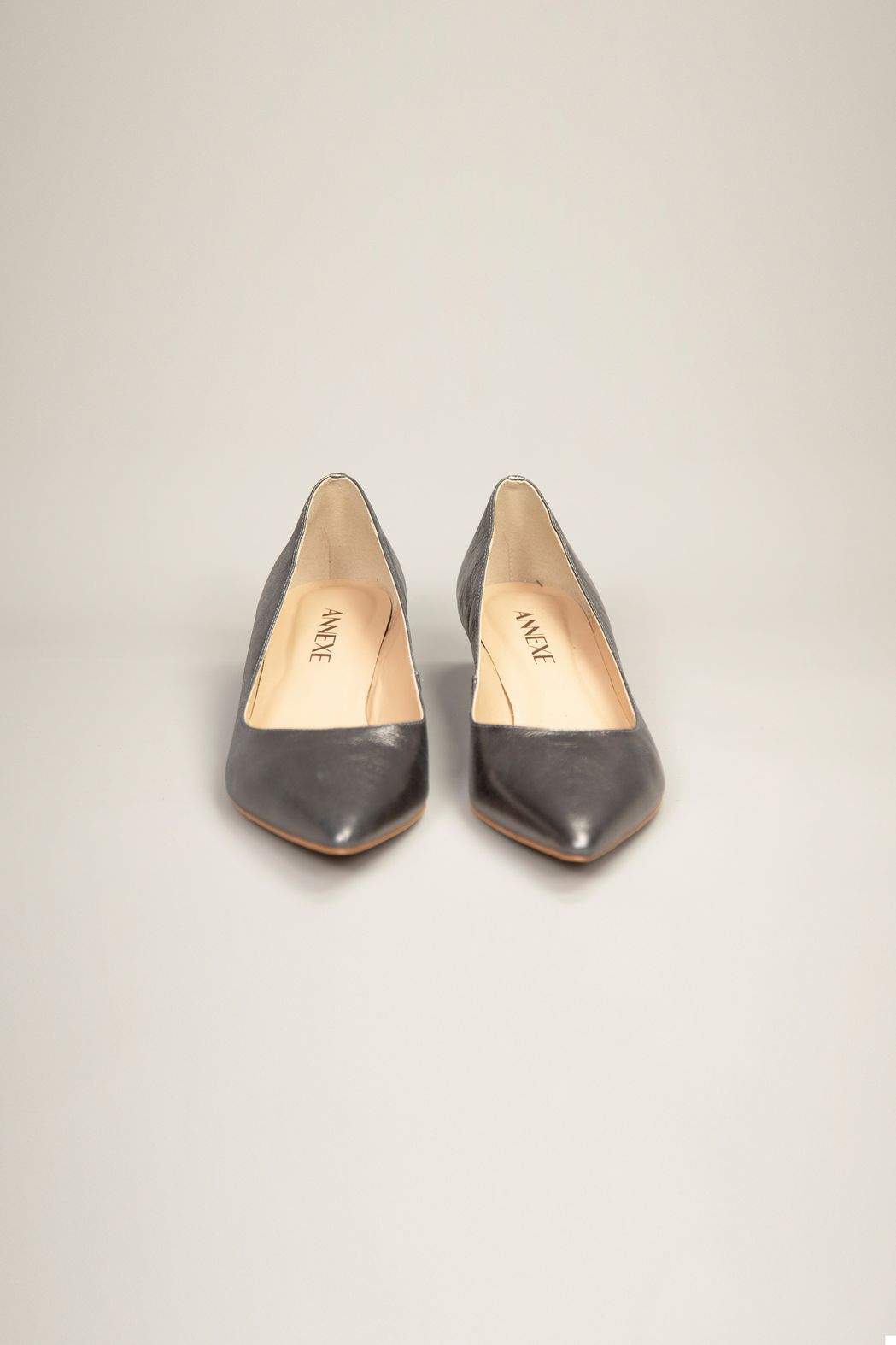 Scarpin Couro Carbono Vanessa