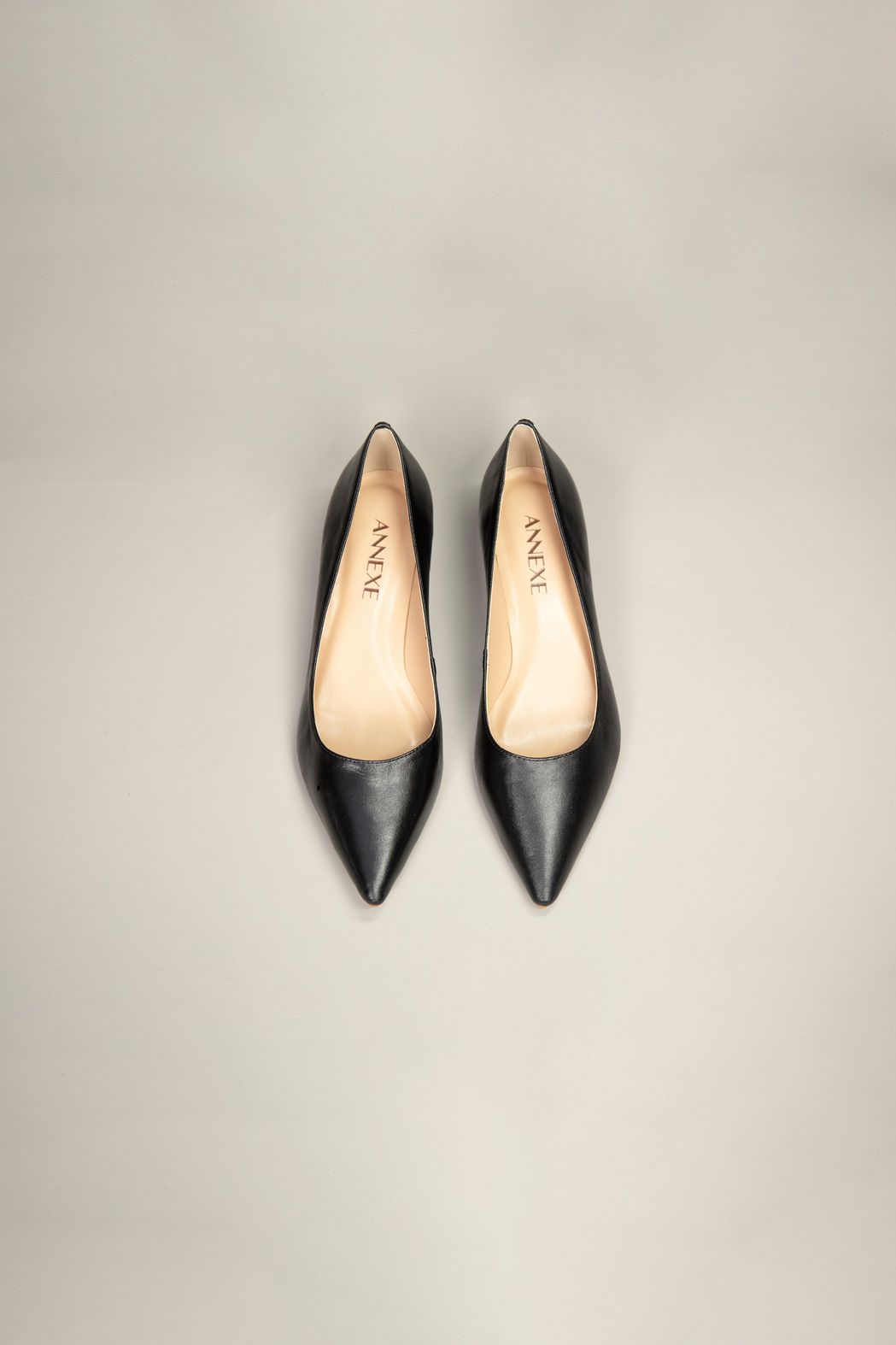 Scarpin Couro Preto Vanessa