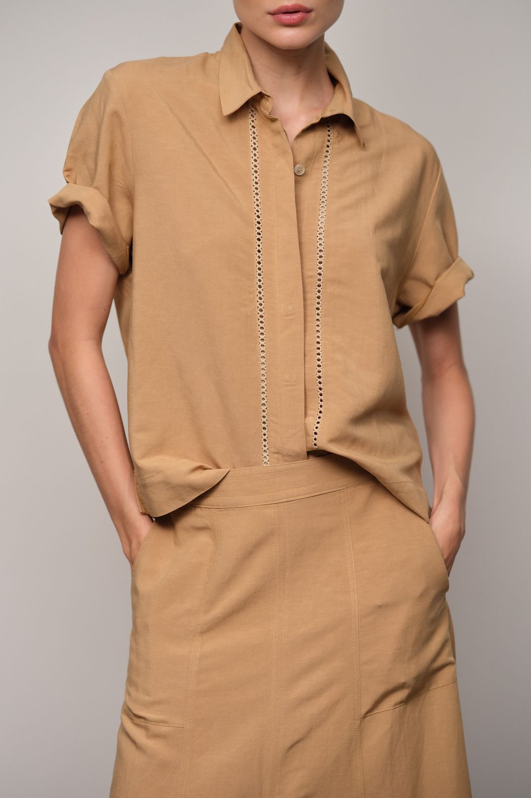Camisa Viscolinho Camel  Luana