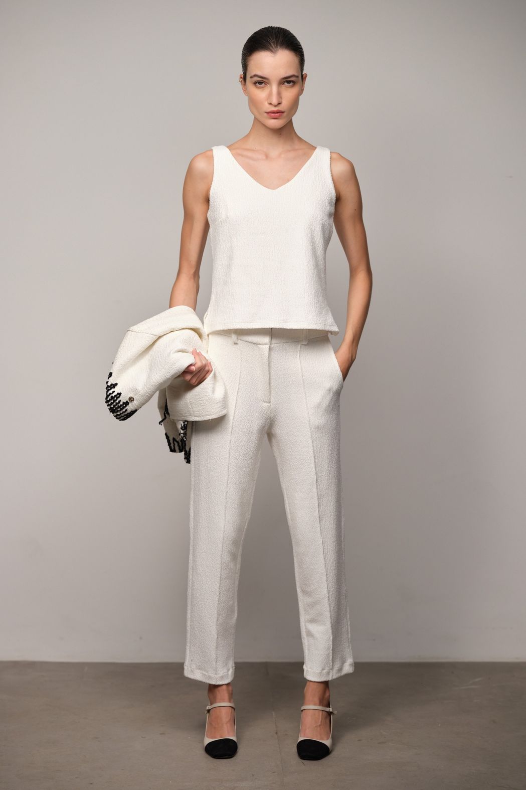 Calça Malha  Boucle Off White Vivian