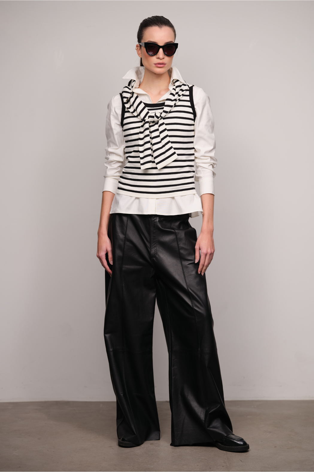Calça Pantalona Pelica Preto Roberta