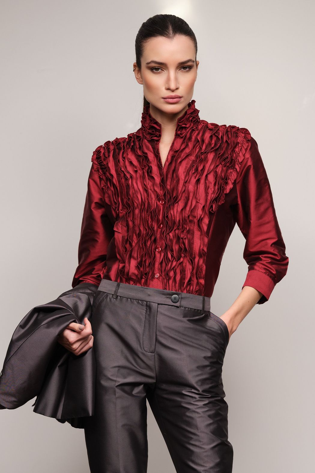 Camisa Jabô Tafetá Vinho Carmela