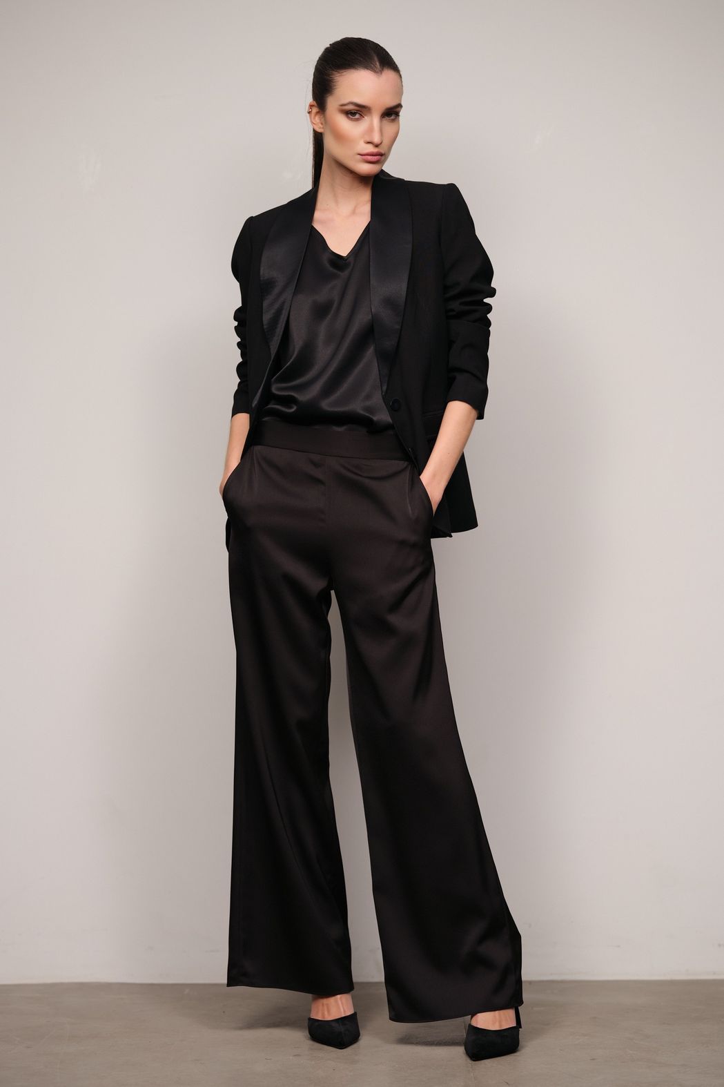 Blazer Crepe Patou Preto Fabiana