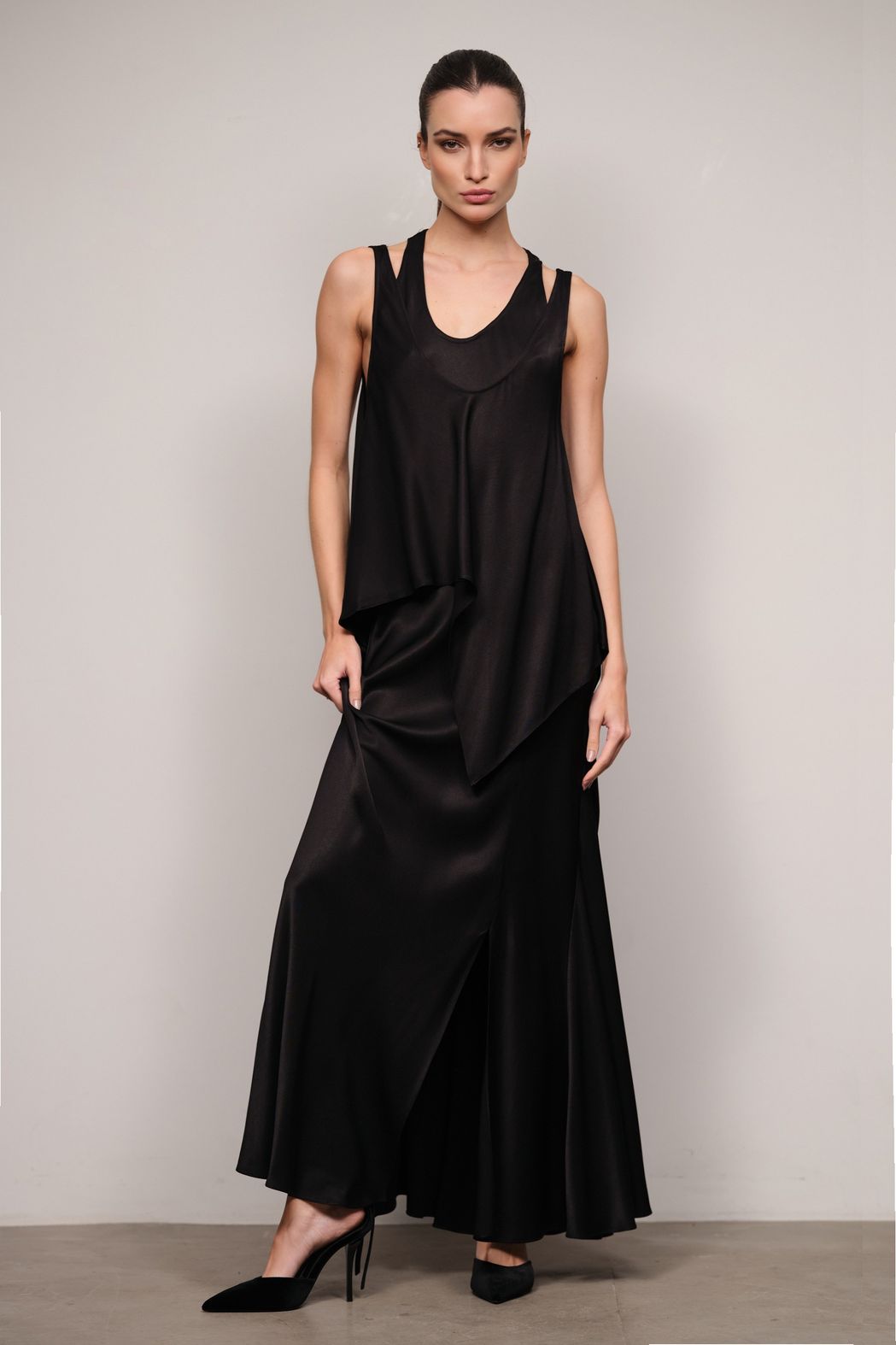 Vestido Crepe  Acetinado Preto Helena