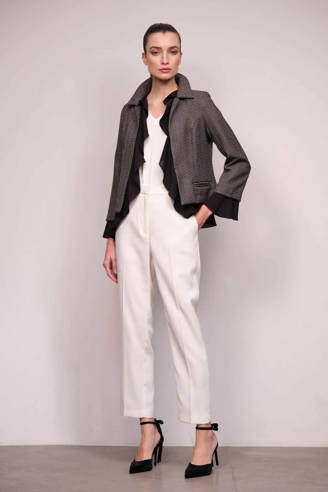 Blazer Tweed Babados Cinza Izabel 