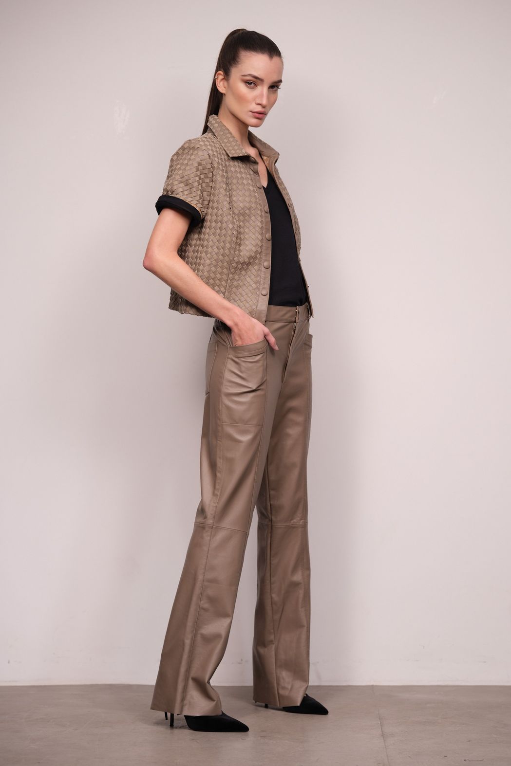 Calça Couro Pelica Fendi Camila
