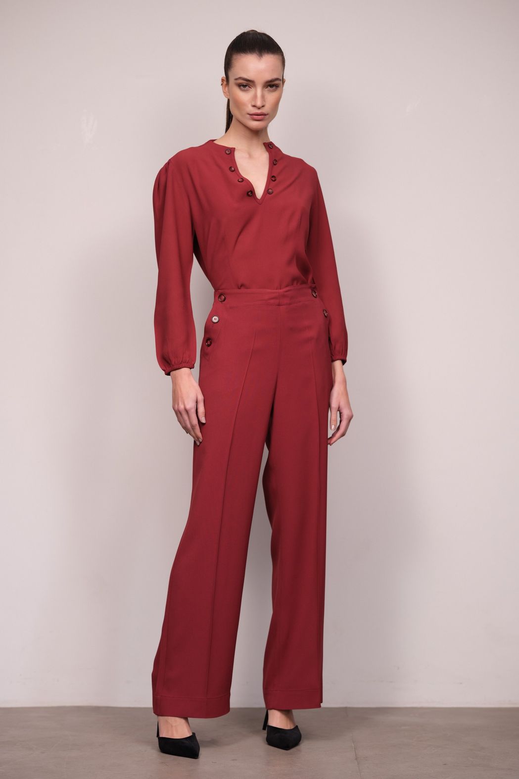 Calça Pantalona Crepe Patou Vinho Julieta