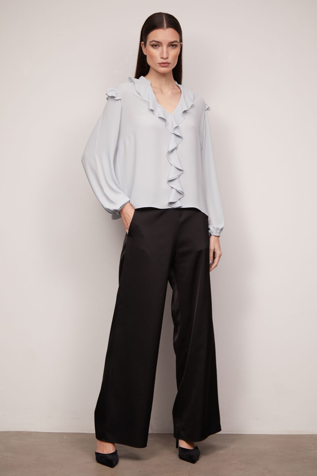 Blusa em Crepe Georgete Azul Angelica