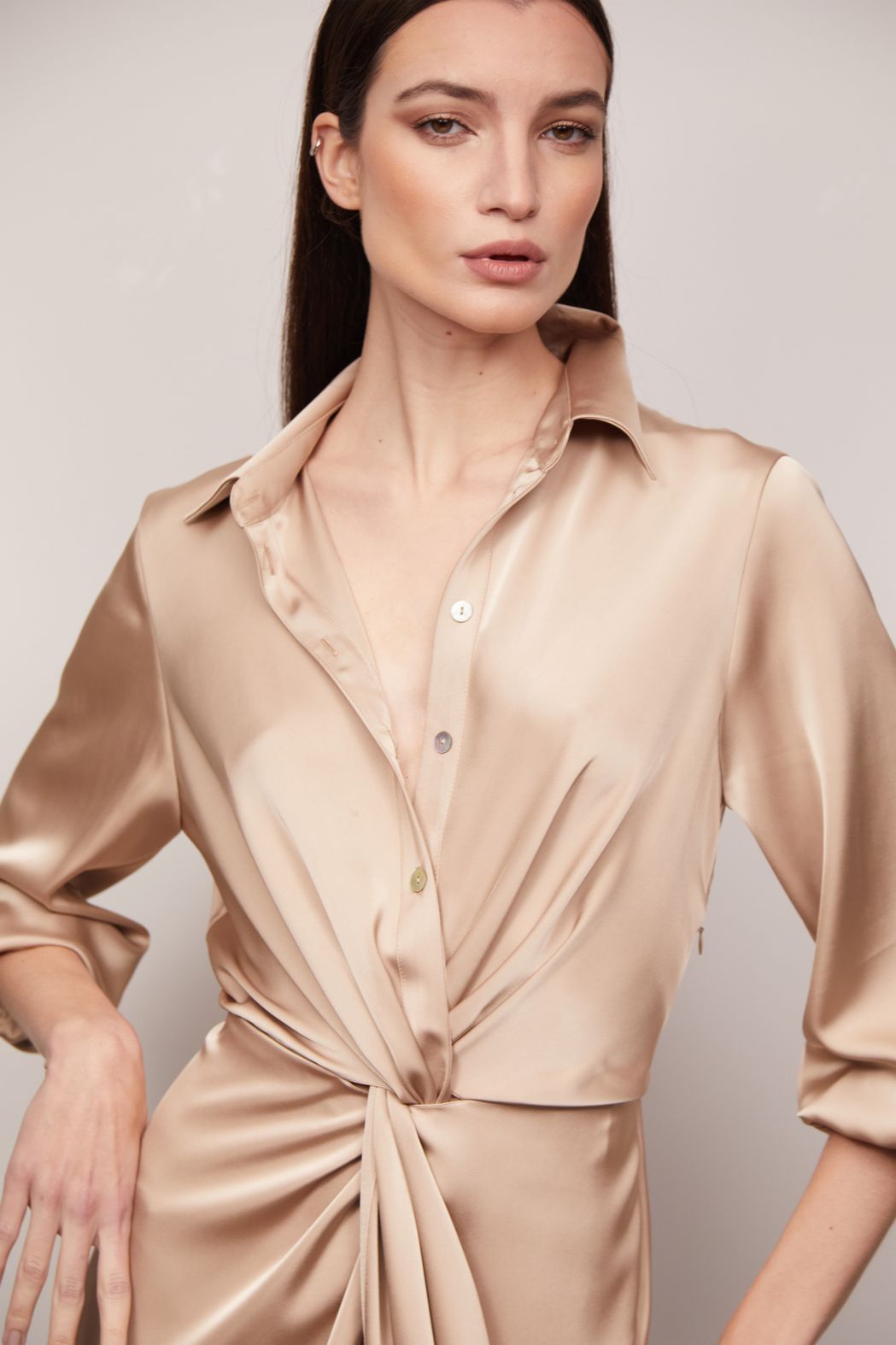 Vestido Midi em Crepe de Cetim Olivia