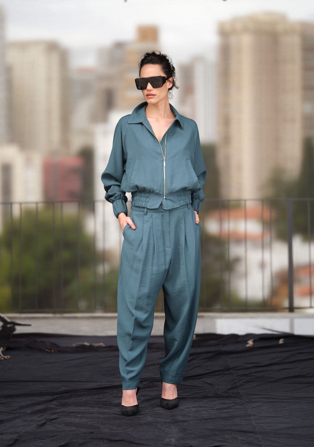 Calça Reta Gabardine Aisha