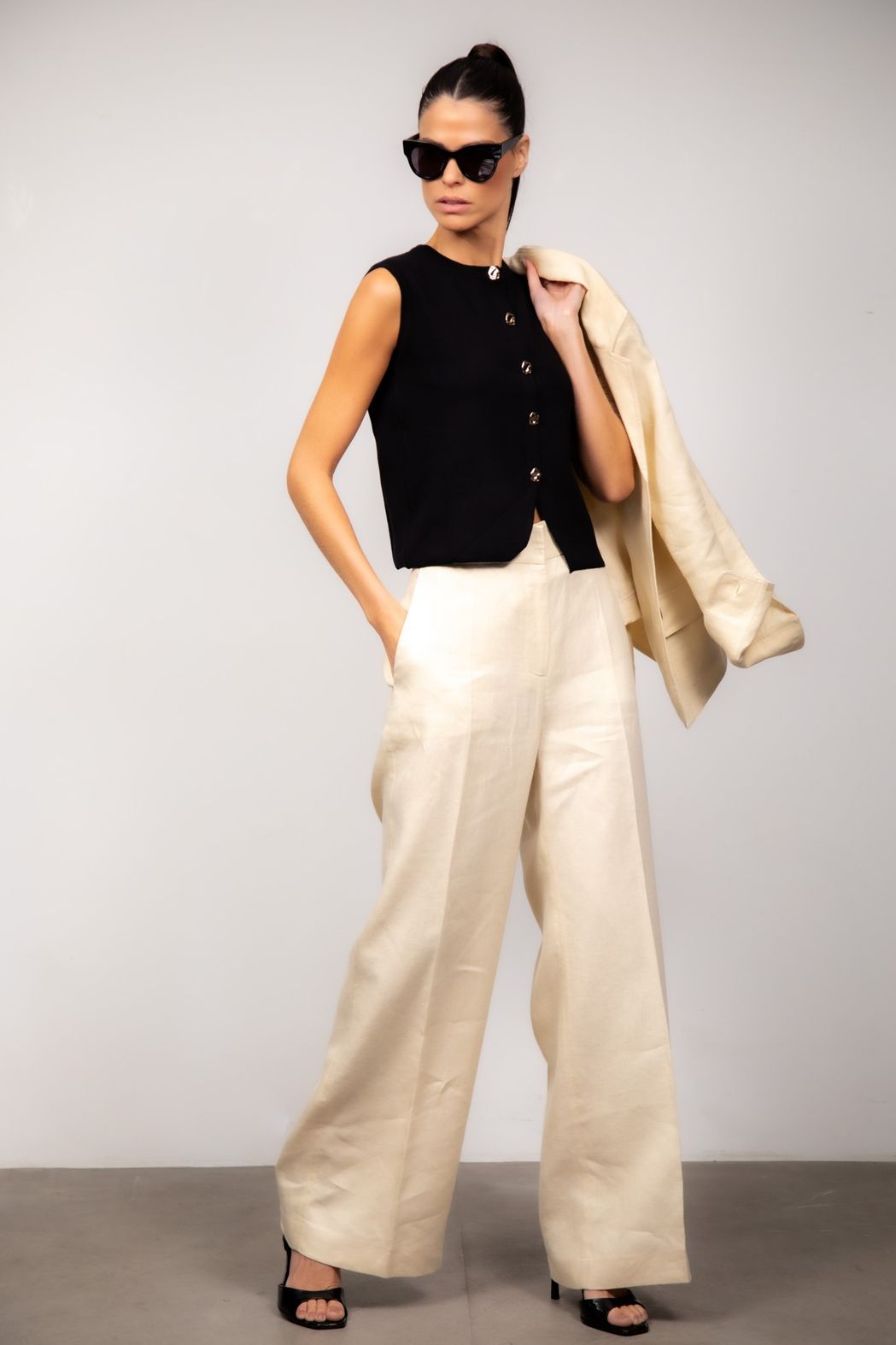 Regata em Tricot Preto Sheila