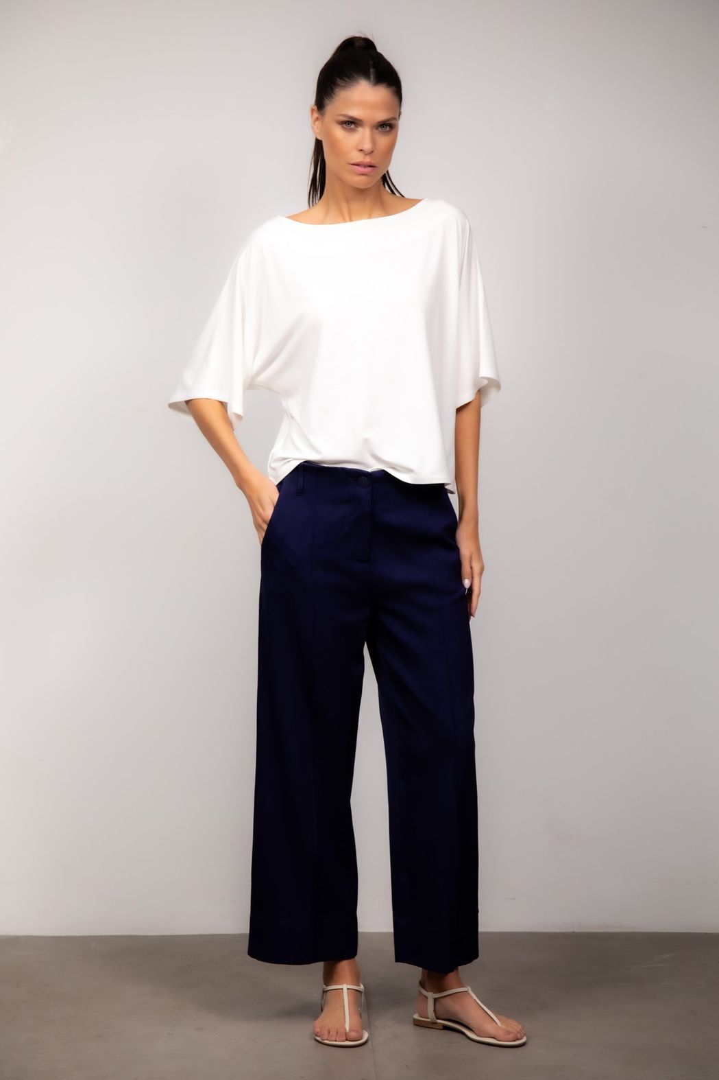 Blusa Ampla em Viscose Off White Tereza