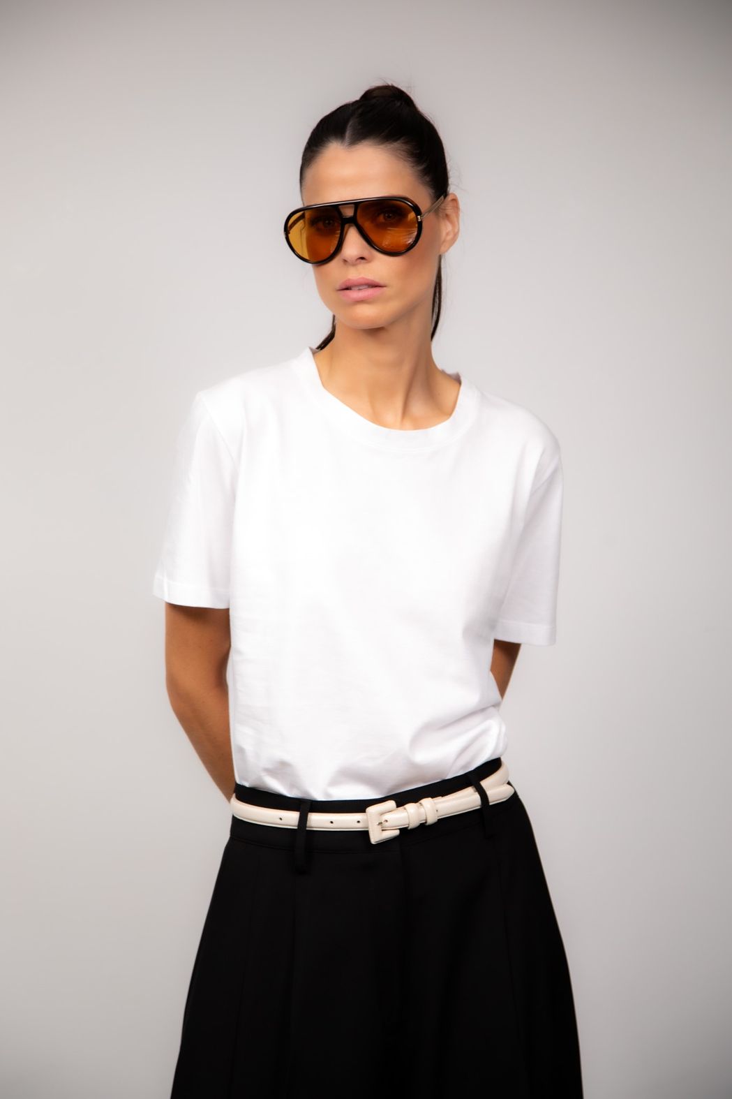 Cinto Fino em Couro Off White Leia