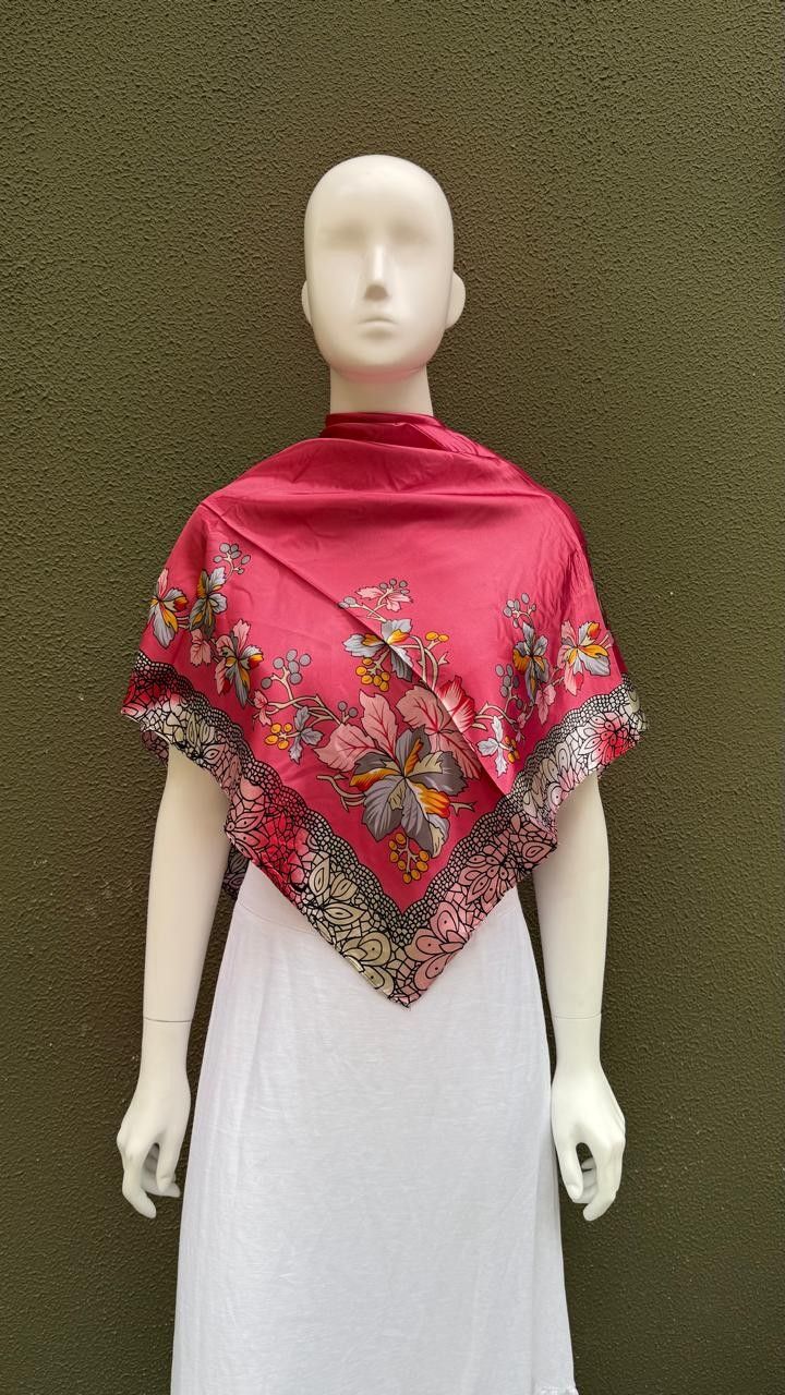 Lenço Estampado Rosa Valerie
