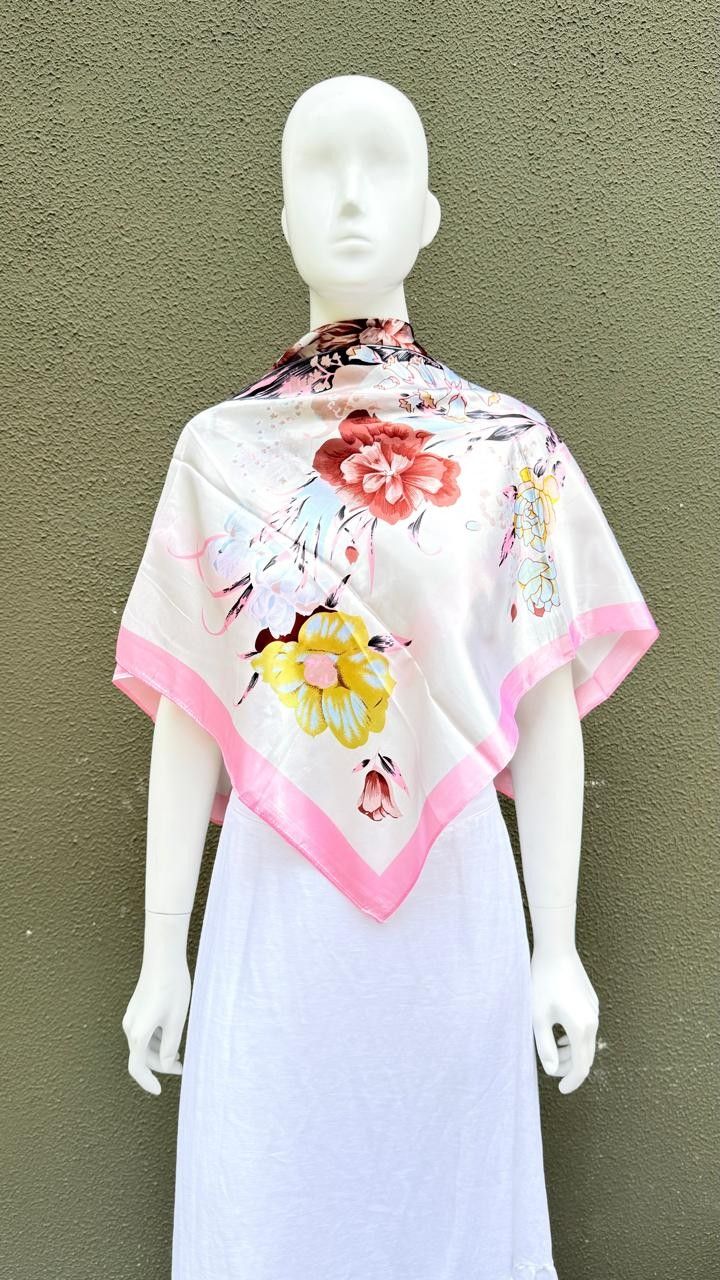 Lenço Estampado Rosa Helena