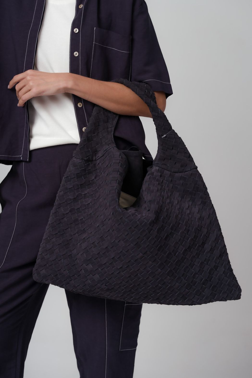 Bolsa em Couro Tresse Marinho Vanessa