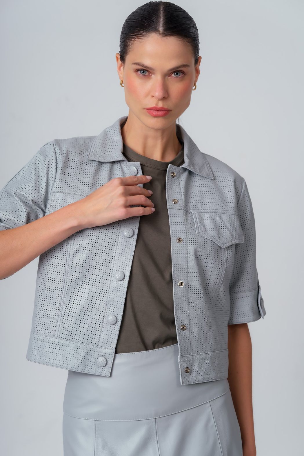 Camisa Cropped Couro Nevoa Joana