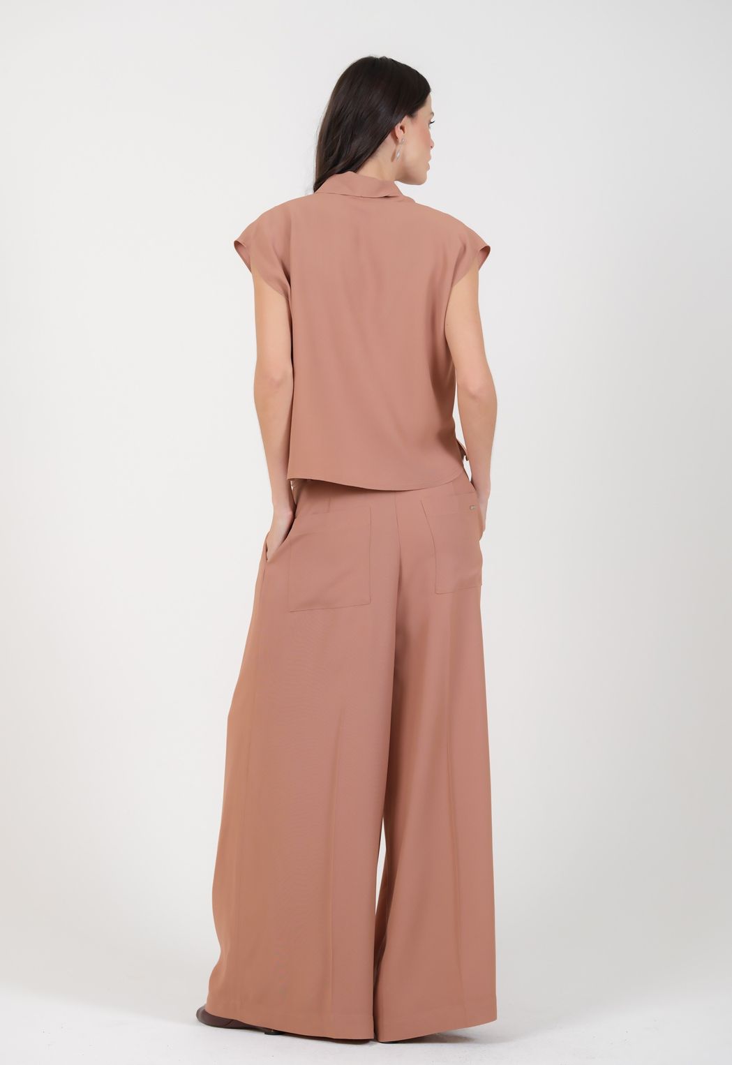 Blusa Crepe Camel Helena