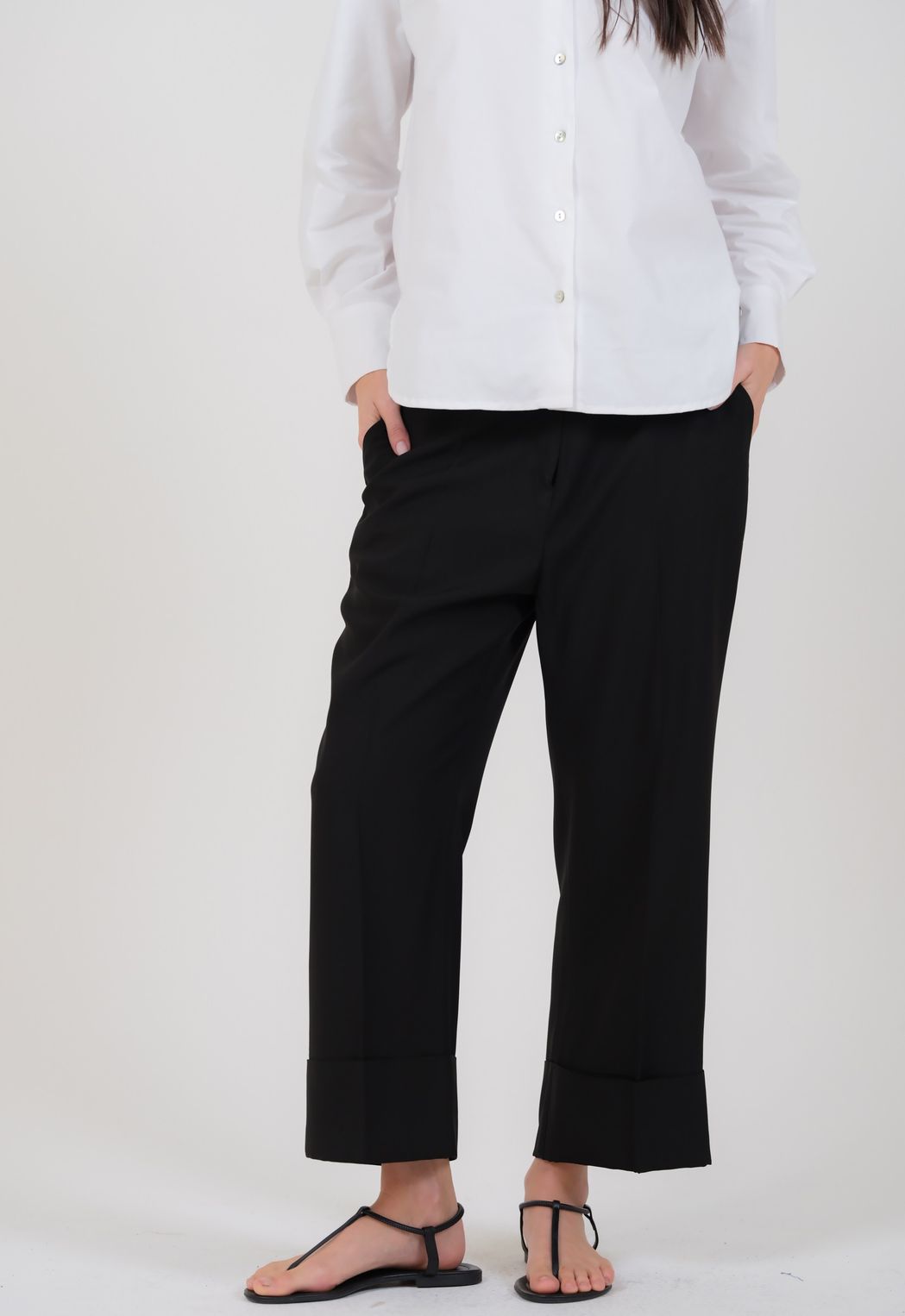 Calça Cropped Crepe Patou Preto Roberta