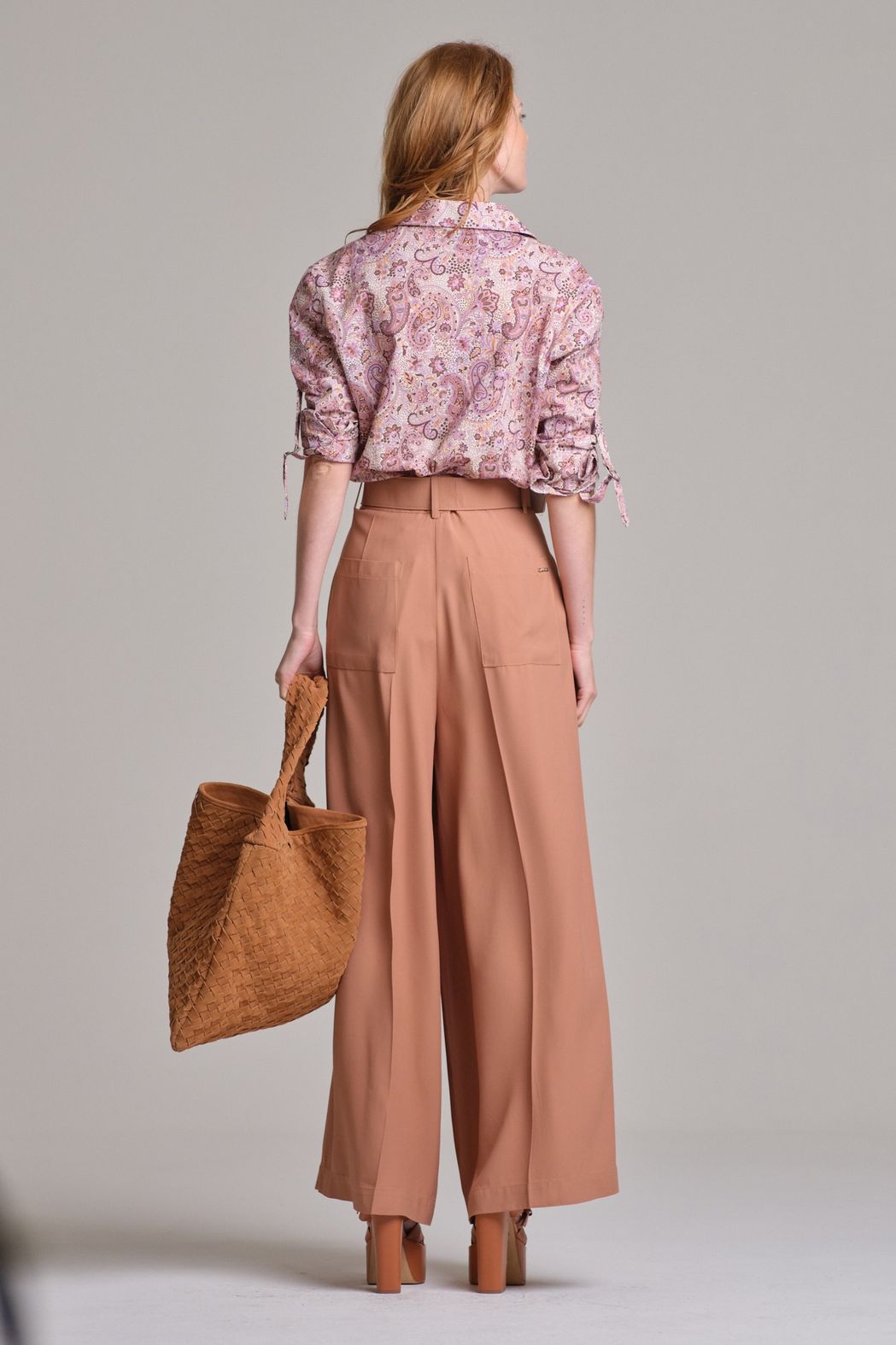 Calça Crepe Camel Helena