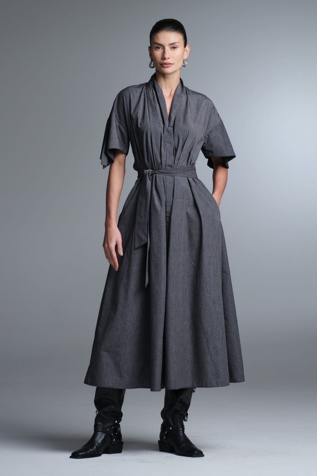 Vestido Alfaiataria Chumbo Fabi