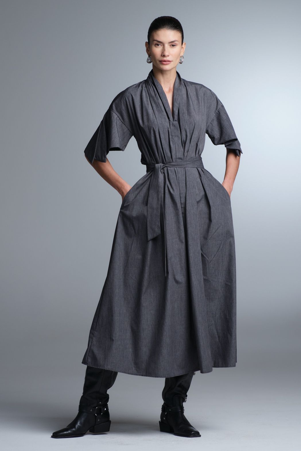Vestido Alfaiataria Chumbo Fabi
