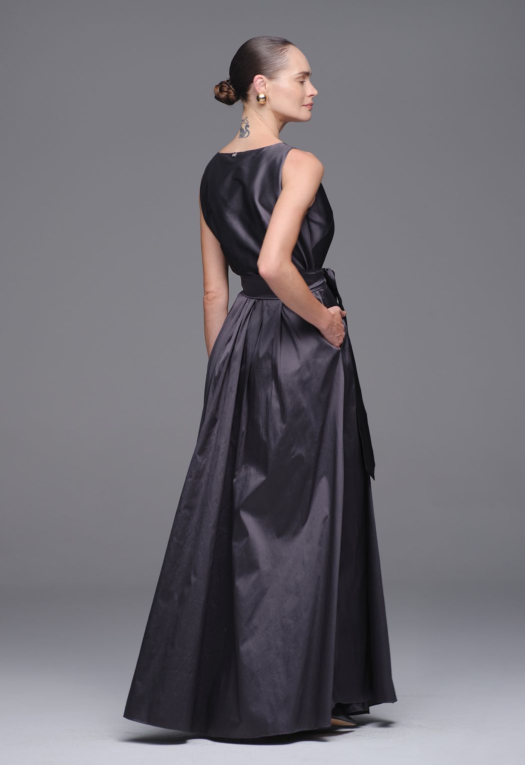 Vestido Tafetá Cinza Natalia 