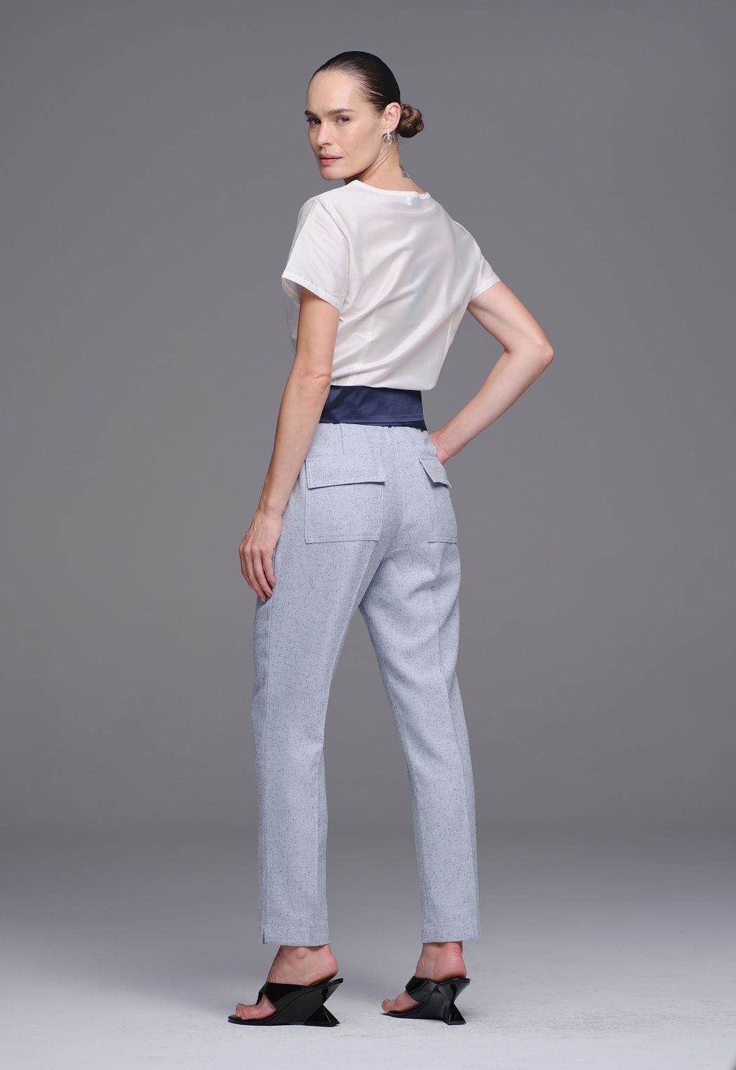 Calça Alfaiataria com Linho Reta Azul Mescla Penelope