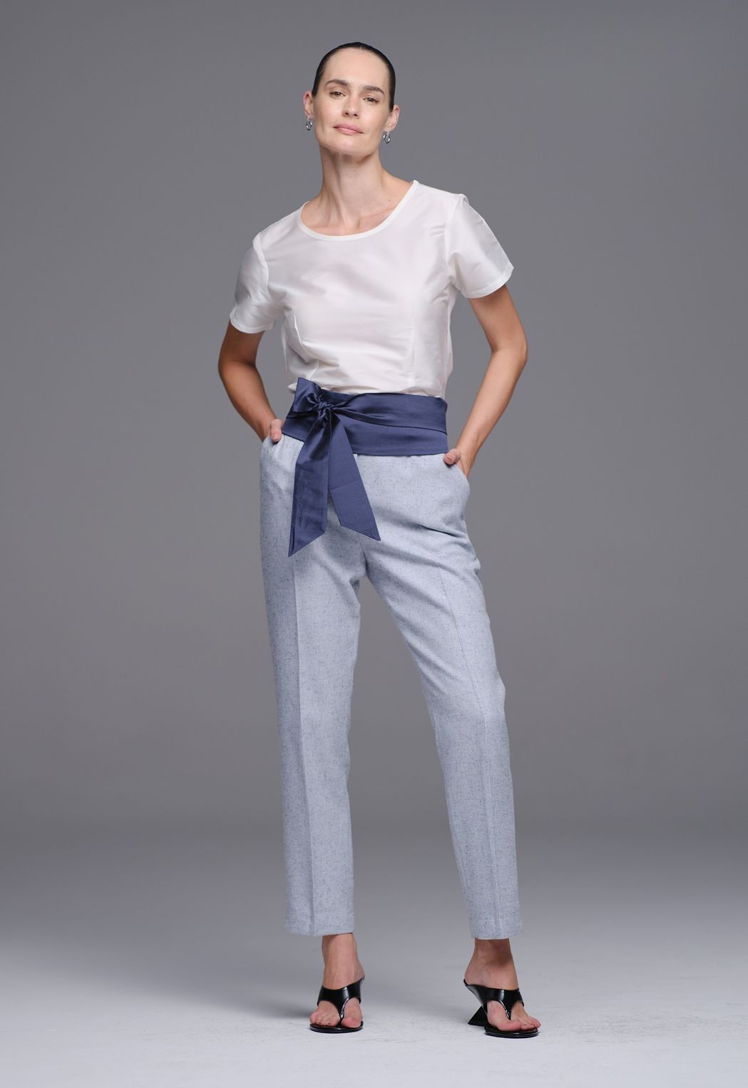 Calça Alfaiataria com Linho Reta Azul Mescla Penelope