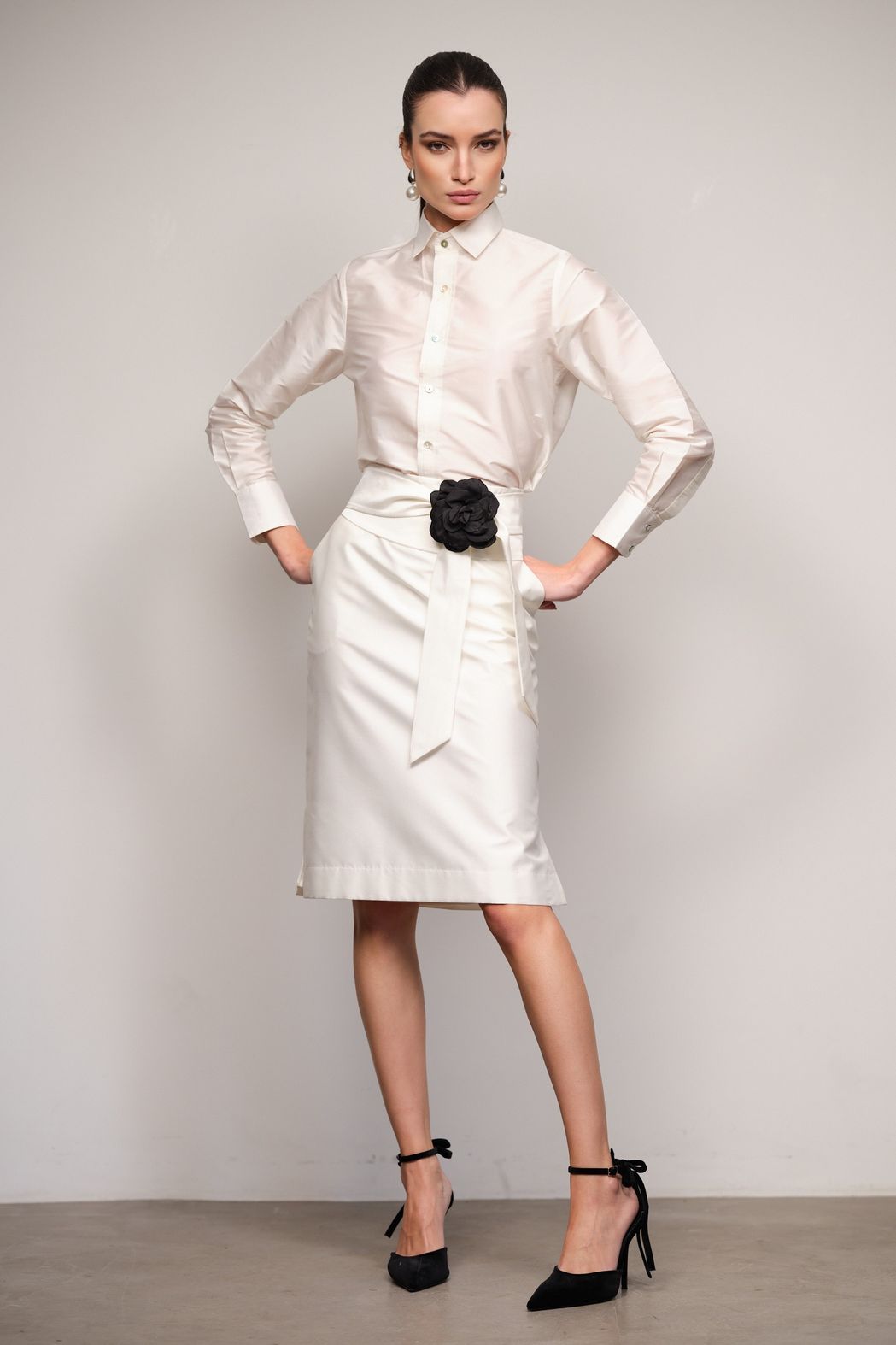 Saia Midi Reta Tafetá Off White Vivi