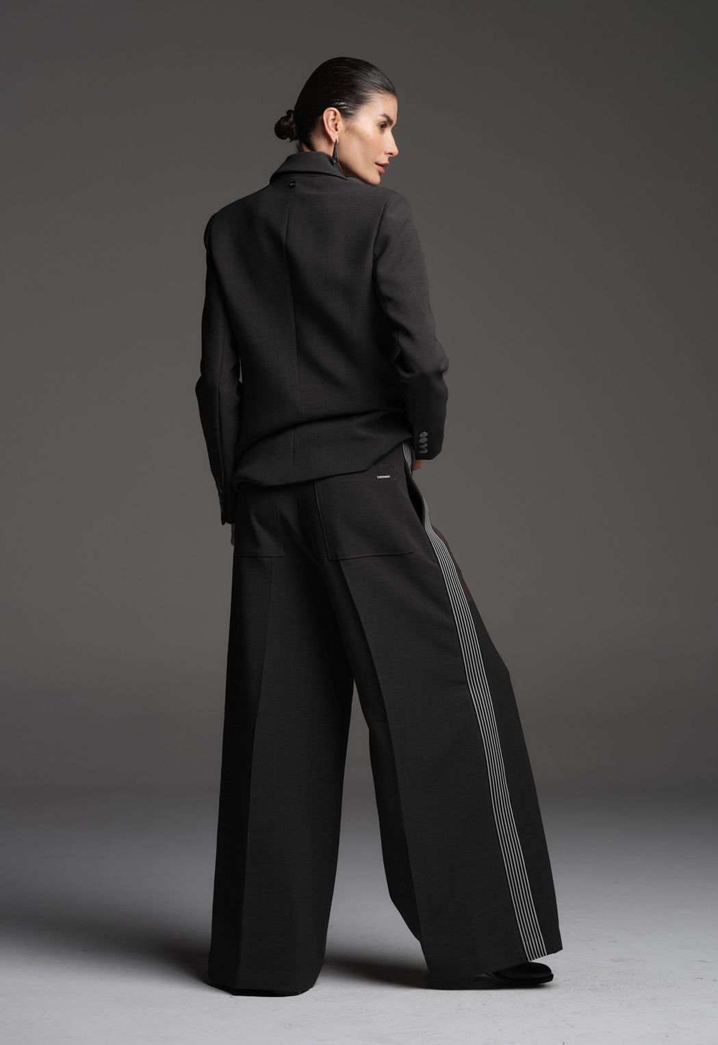 Calça Ampla Chumbo Meghan