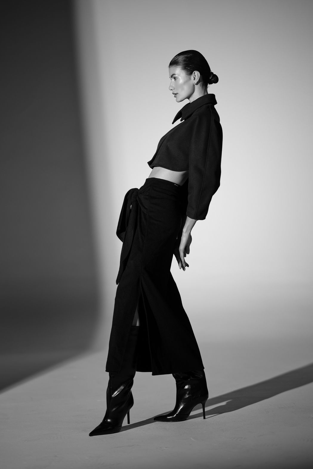 Casaqueto Cropped Preto Flávia
