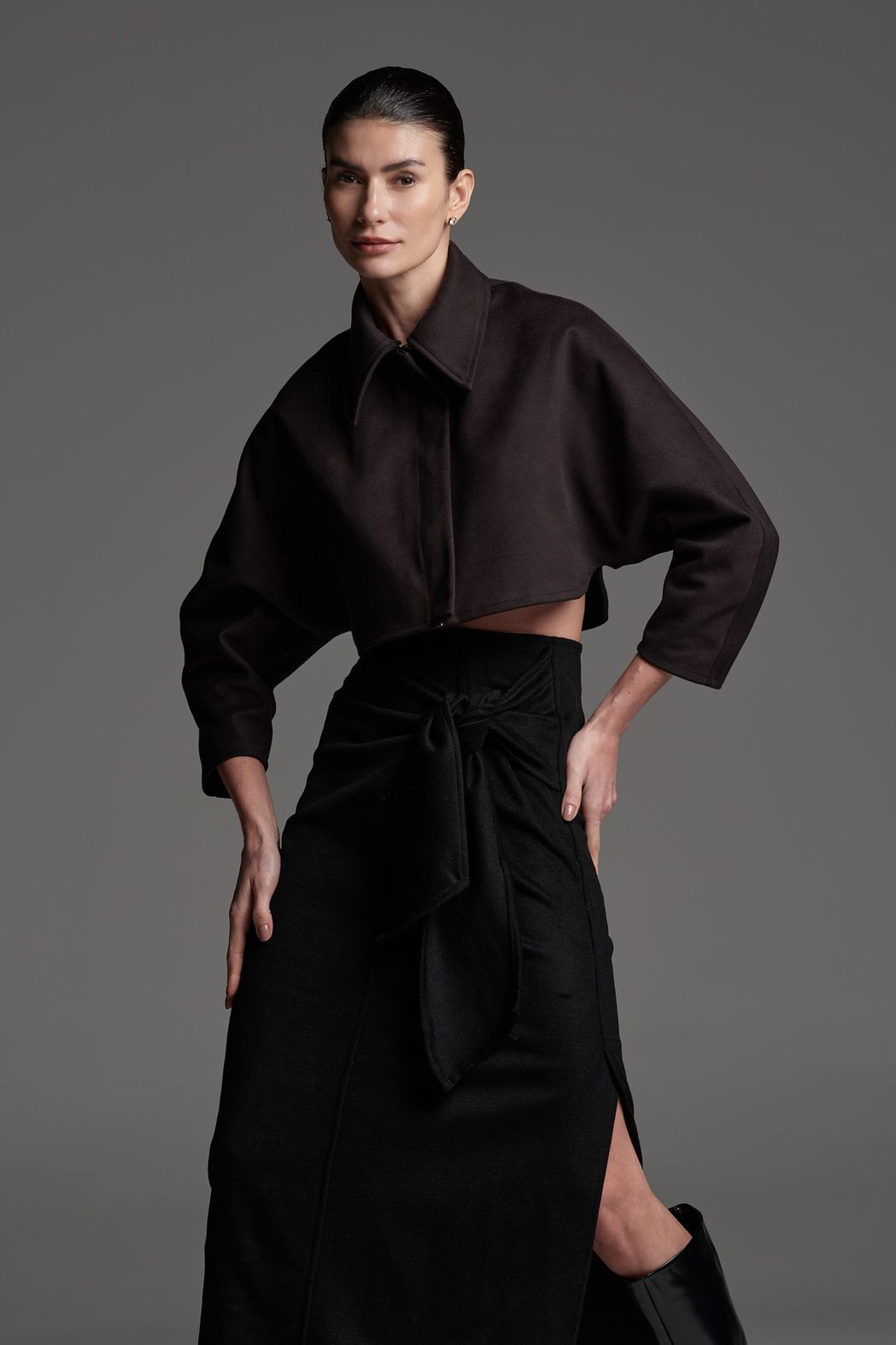 Casaqueto Cropped Preto Flávia