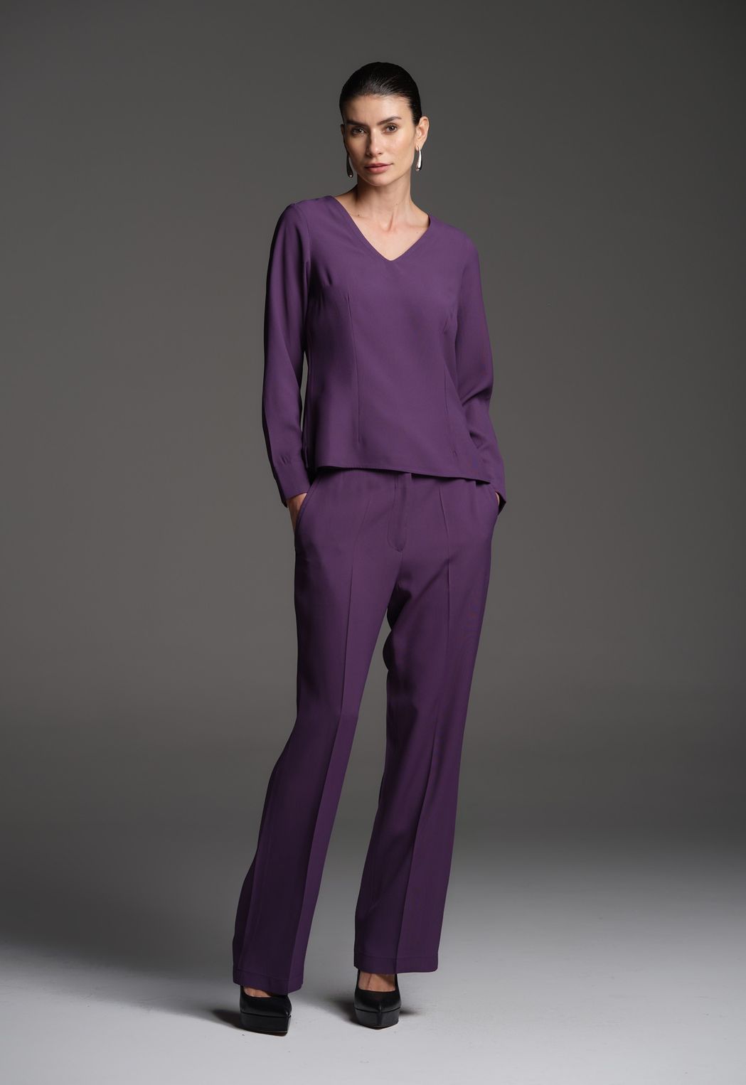 Blusa Crepe Patou Decote V Figo Eva