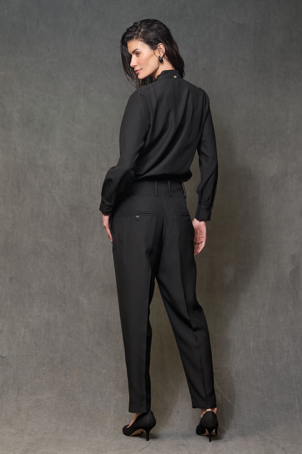 Blusa Crepe Preto Cindy